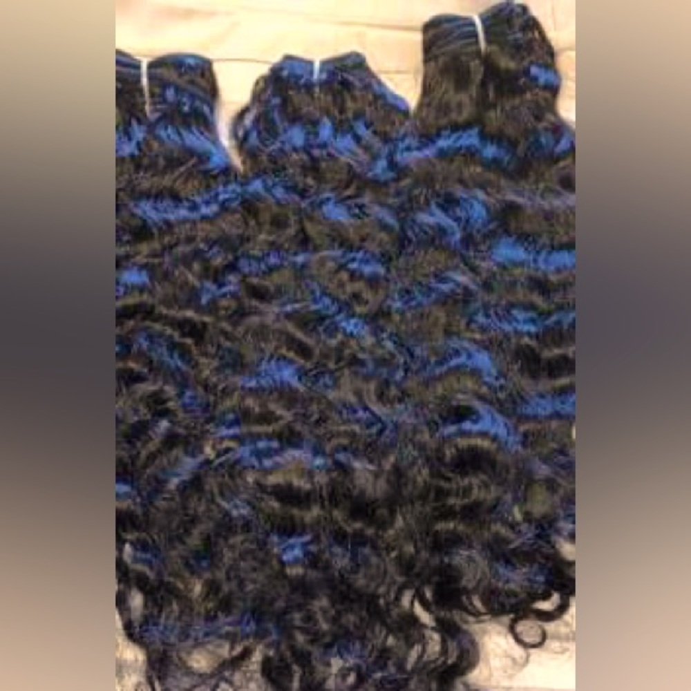 18” Burmese wavy/curly extensions